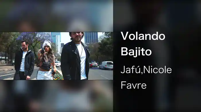 Volando Bajito