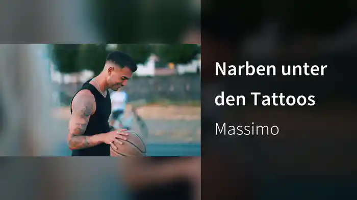 Narben unter den Tattoos