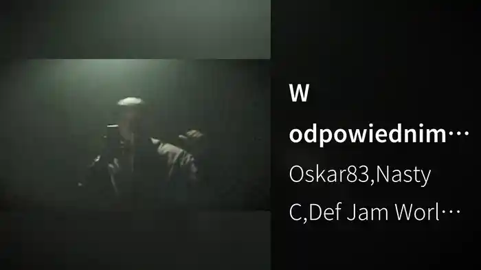 W odpowiednim miejscu (in the right place)