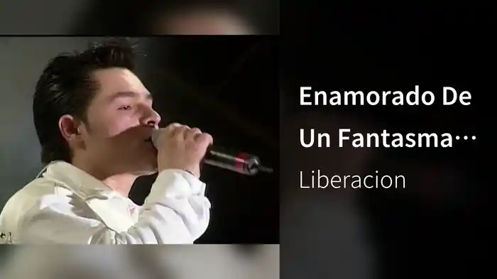 Enamorado De Un Fantasma (En Vivo)