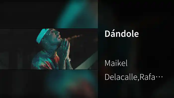 Dándole