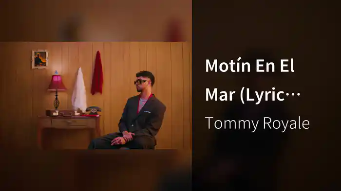 Motín En El Mar (Lyric Video)