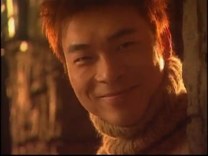 借你耳朵說愛你