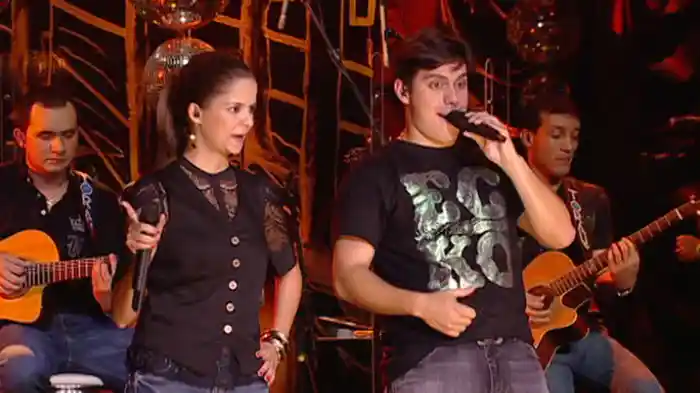 Ela Não Me Quer (Ao Vivo)