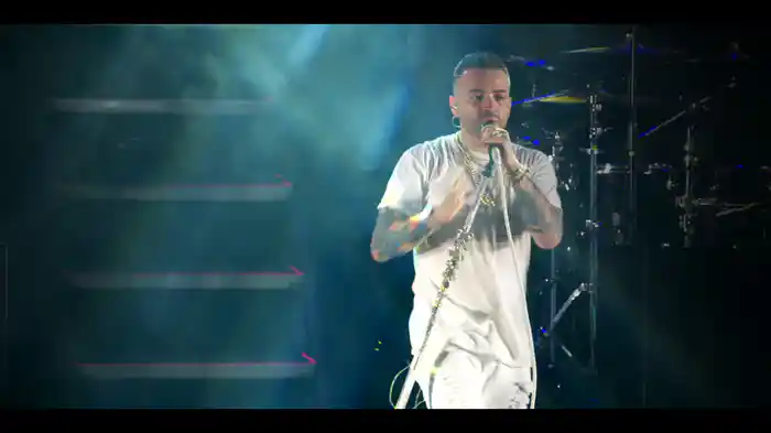 Me Voy Enamorando (En Vivo)