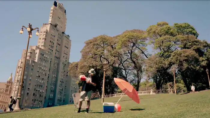 Otro Diciembre Acá (Lyric Video)