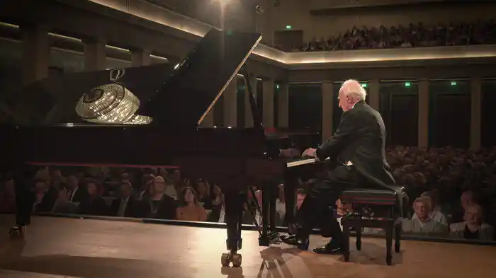 Beethoven: Piano Sonata No. 30 in E Major, Op. 109: 1. Vivace, ma non troppo - Adagio espressivo