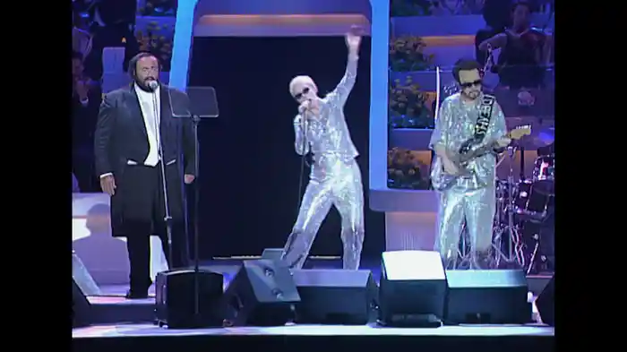 There Must Be An Angel Playing With My Heart (Live)