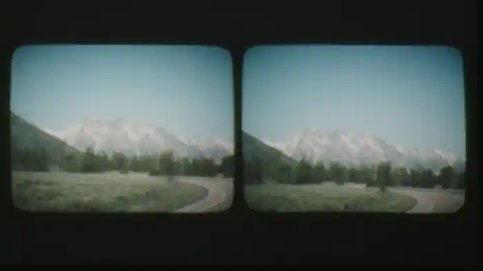 Fuori Dal Mondo (Visualiser)