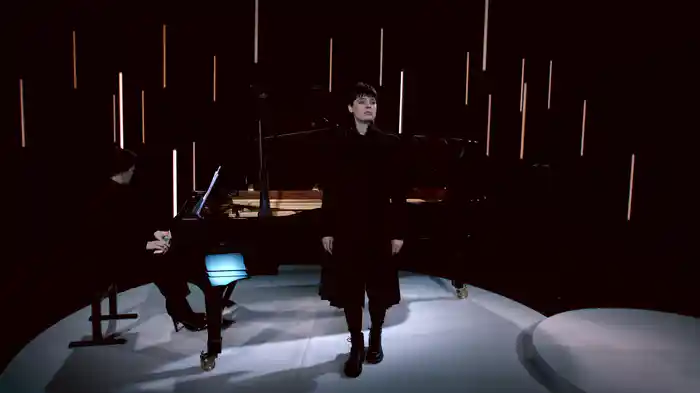 Livingston: Penelope (Live)