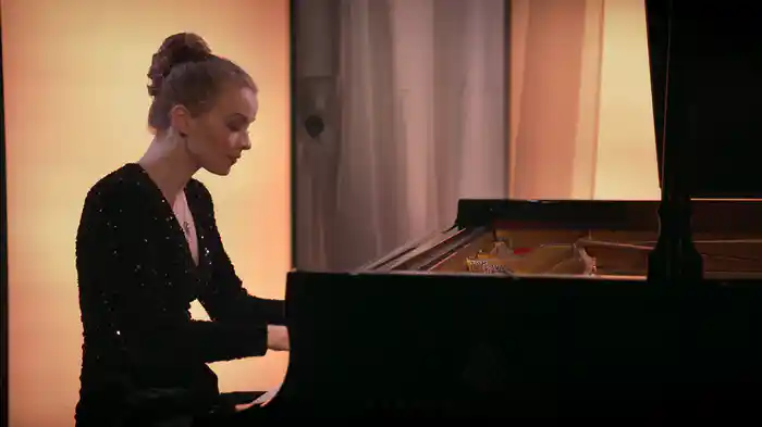 Brahms: 4 Piano Pieces, Op. 119: No. 3 in C Major. Intermezzo. Grazioso e giocoso (Live / Musical Moments)