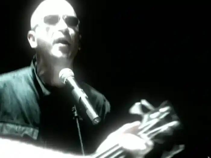 Depois Da Queda O Coice