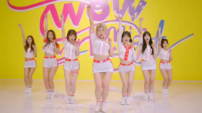 WOW WAR TONIGHT ～時にはおこせよムーヴメント (girls ver.)