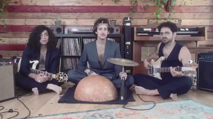 Head In The Clouds (Live)