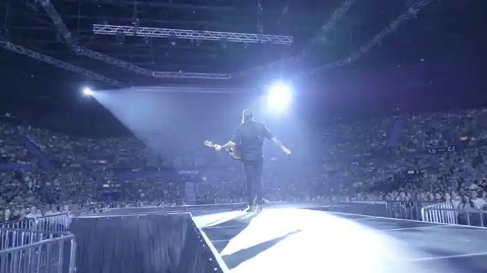 Spring (Live At The Sun Arena / 2019)