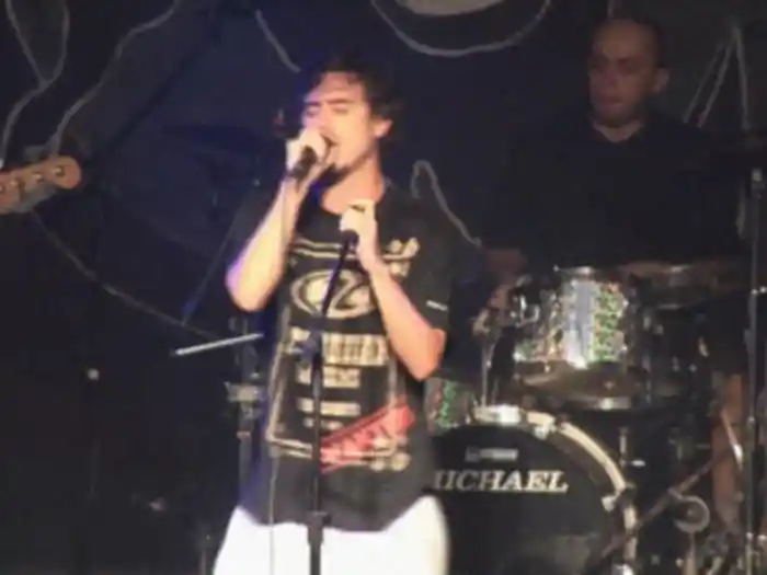 Hoje O Dia Amanheceu (Ao Vivo Em São Paulo / 2005)