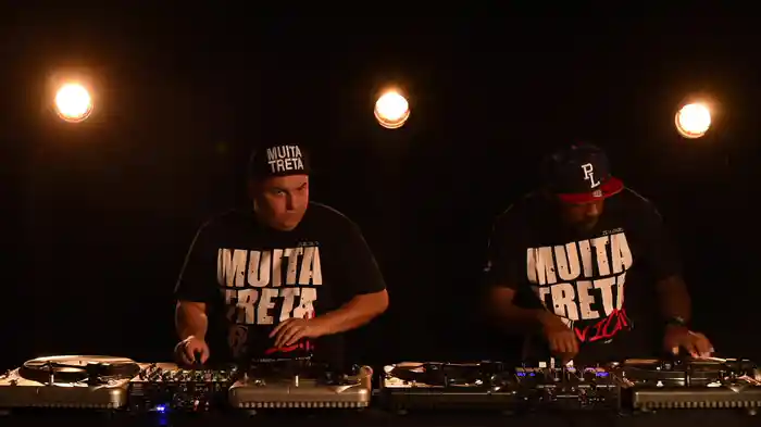 Mixtape 1 Pregador Luo - 30 anos - Multiclipe (Remix)