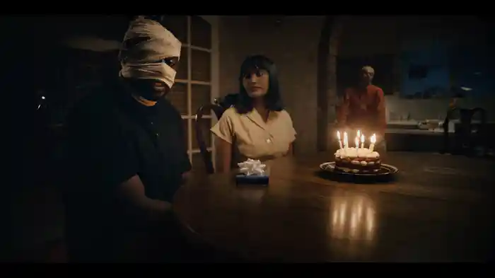 TOMMY’S IN TROUBLE