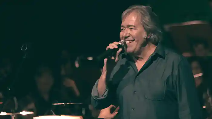 Com Um Brilhozinho Nos Olhos (Ao Vivo No São Luiz, 2018)