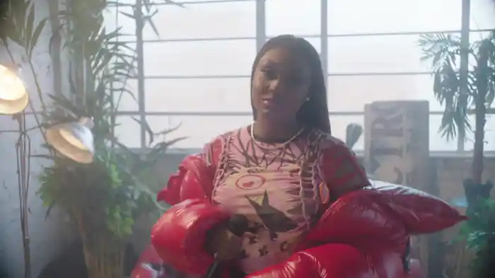 Lucky (Acoustic Session)