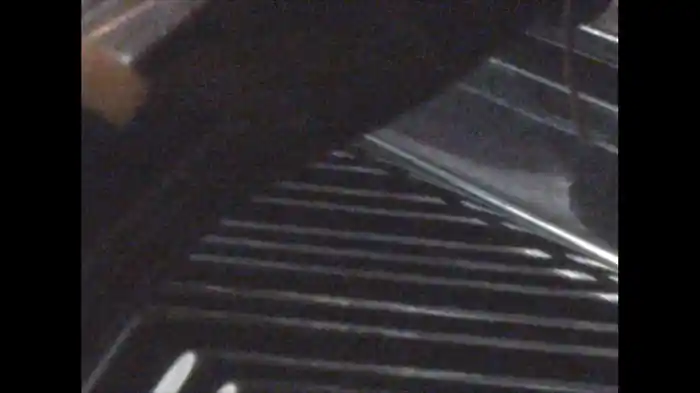 Mi Guitarra (Lyric Video)