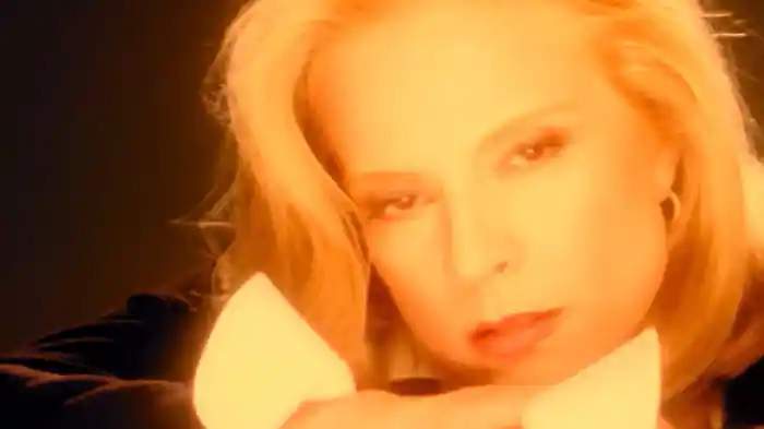 Moi je pense encore à toi