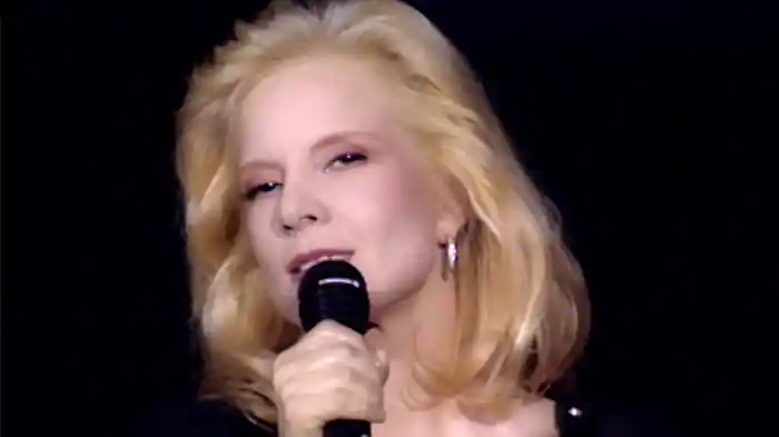 Quelqu'un qui m'ressemble (Live / Casino de Paris / 1995)