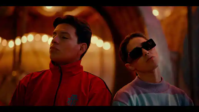 Jugando A Ser Adultos