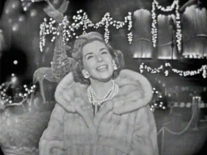 White Christmas/Winter Wonderland/A Christmas Song (Medley/Live On The Ed Sullivan Show, December 21, 1958)