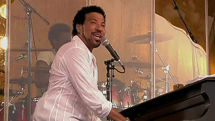 Easy (Live At The New Orleans Jazz & Heritage Festival, 2006)