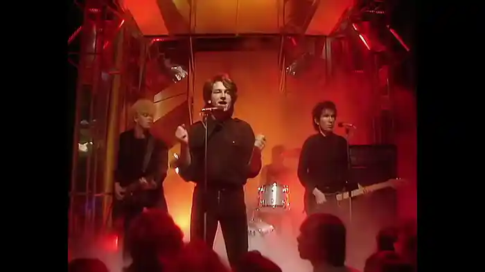 Fire (Live On BBC Top Of The Pops / 20th August 1981)