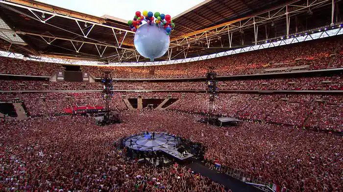 A Million Love Songs (Live At Wembley Stadium, London, UK / 2009)