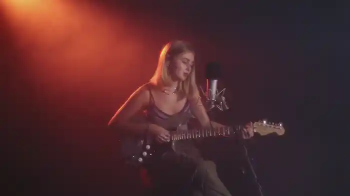 Pretty Little Things (Live)