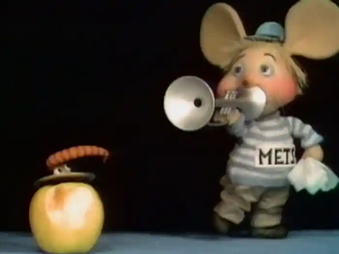 Topo Gigio Wants To Play For The Mets & Performs When The Saints Go Marching In (Live On The Ed Sullivan Show, October 12, 1969)