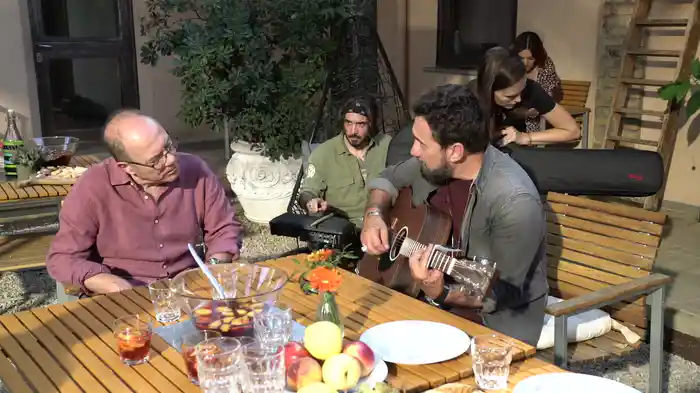 Domenica (Backstage)