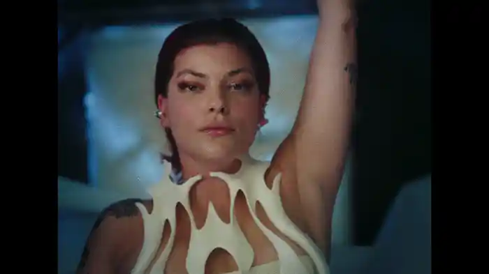 (to me) your face is love