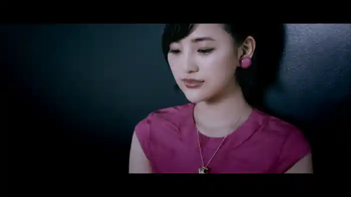 夜空の月を飲み込もう