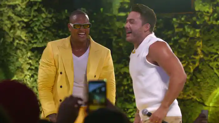 Revoada (Ao Vivo Na Praia do Forte-BA / 2021)