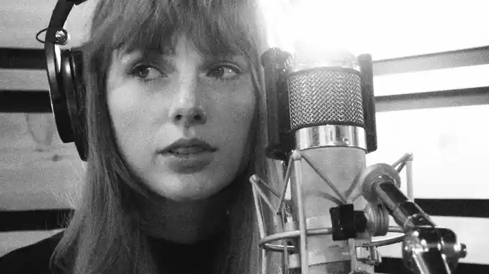 All Too Well (Sad Girl Autumn Version) - Recorded at Long Pond Studios