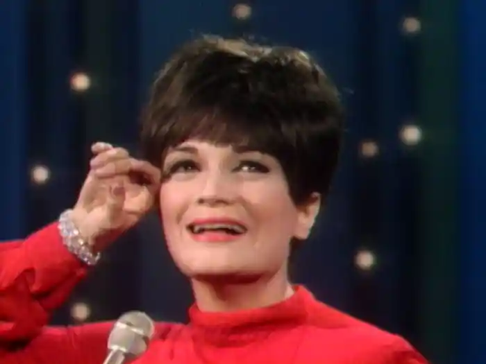 Goin’ Out Of My Head/Sunny/Goin’ Out Of My Head (Reprise) (Medley/Live On The Ed Sullivan Show, November 26, 1967)