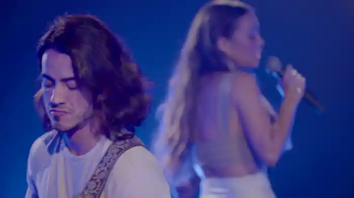 O Amor Já Se Mudou Pra Cá