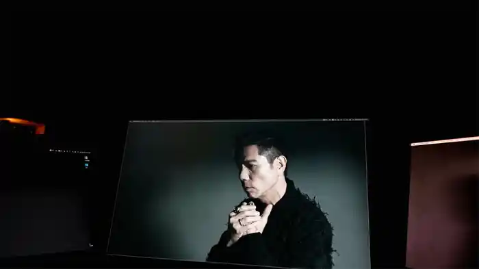 平行空間 (Lyric Video)