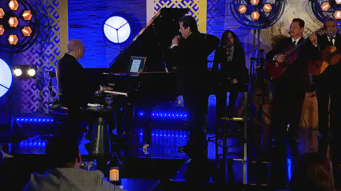 A Puro Dolor (En Vivo)