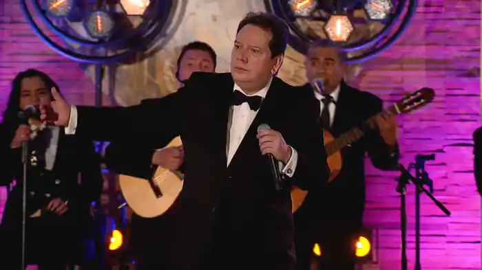 Medley La Copa Rota/Amor Gitano (En Vivo)