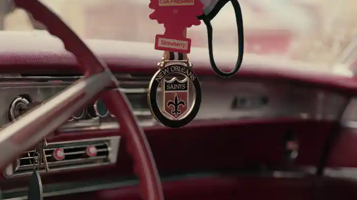 Lie To Me (Visualizer)