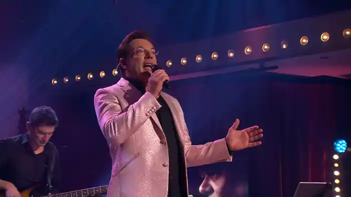 Blijf Bij Mij (Hazes Is De Basis)