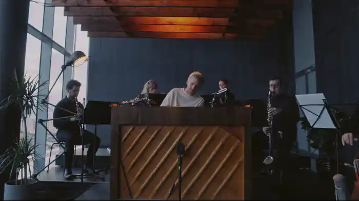 Loom (Sunrise Session II / Performance Video)