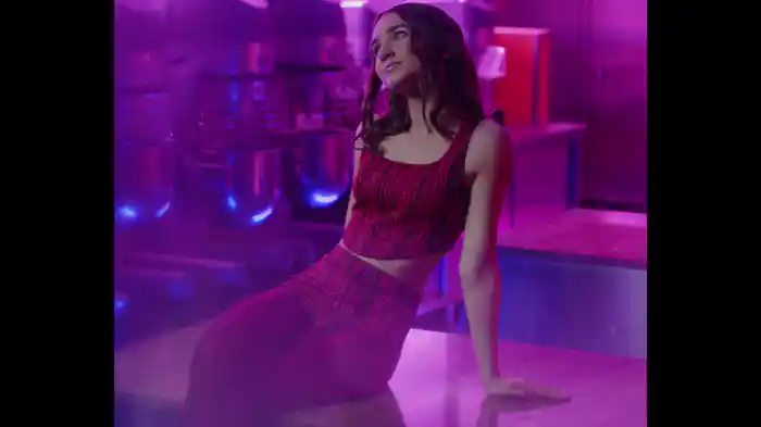 First Amour (Royale Avenue Remix)