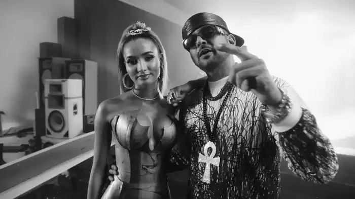How We Do It (BTS Video)