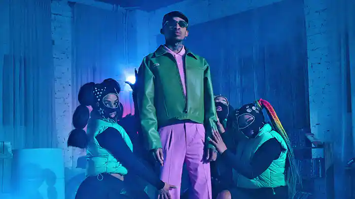 Tshwana Le Wena (Audio)